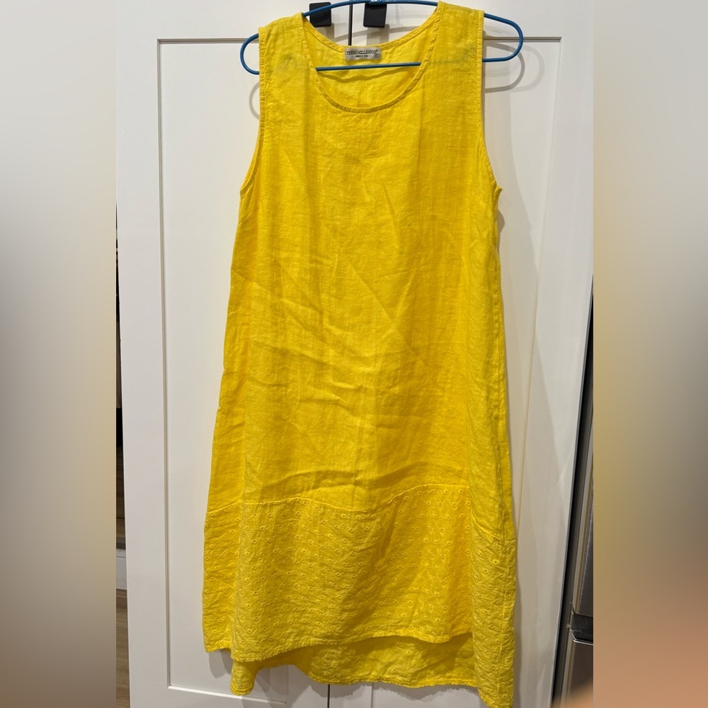 Terzo Millennio Vibrant Yellow Linen Sleeveless Dress